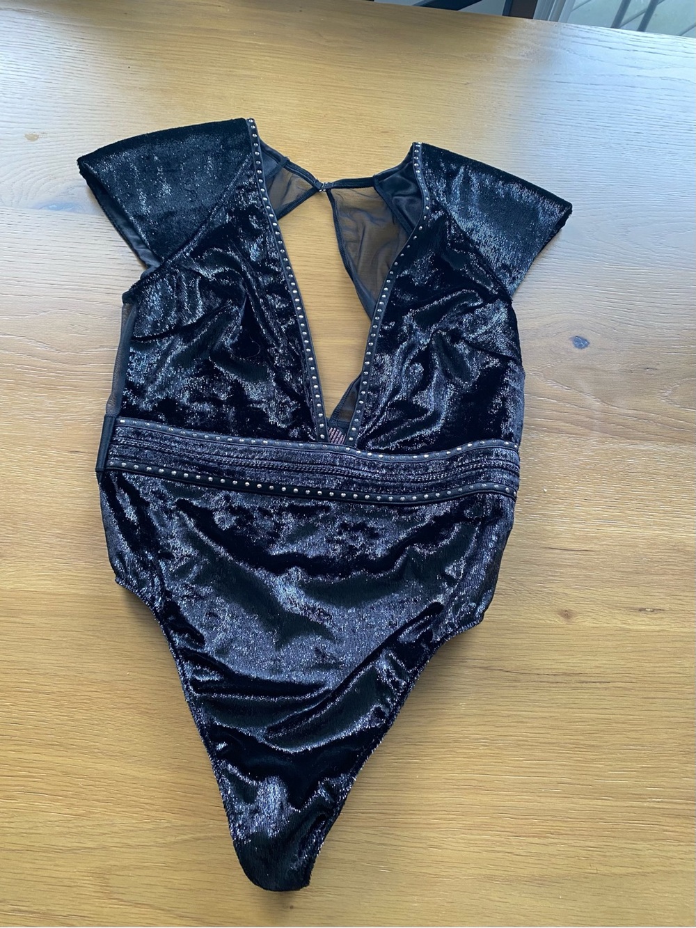 NEW Victoria's Secret Black Velvet Studded Plunge Bodysuit - Size M - Picture 2 of 4